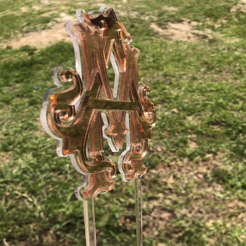 Personalized Crest Cake Topper – CustomDesign for Janae' – Mirror Acrylic Wedding Cake Decoration