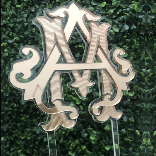 Personalized Vintage Monogram Cake Topper – Custom Couple Initials in Victorian Filigree – Mirror Acrylic Wedding Cake Decoration