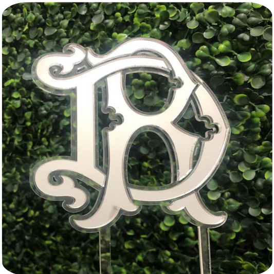 Custom Vintage Monogram Cake Topper (Double Layer) – Custom Couple Initials in Victorian Filigree – Mirror Acrylic Wedding Cake Decoration